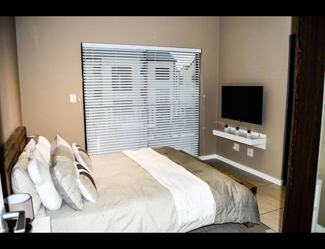 2 BEDROOM APARTMENT FOR SALE IN GREENSTONE HILL